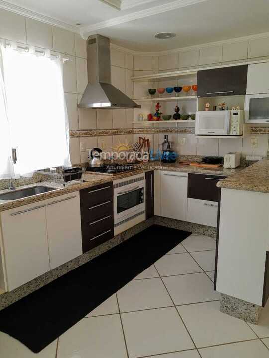 House for vacation rental in Florianopolis (Campeche)