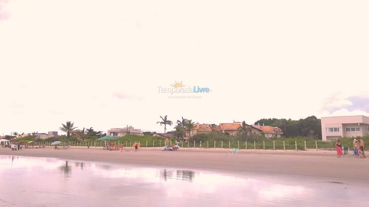 House for vacation rental in Itapoá (Balneário Imperador)