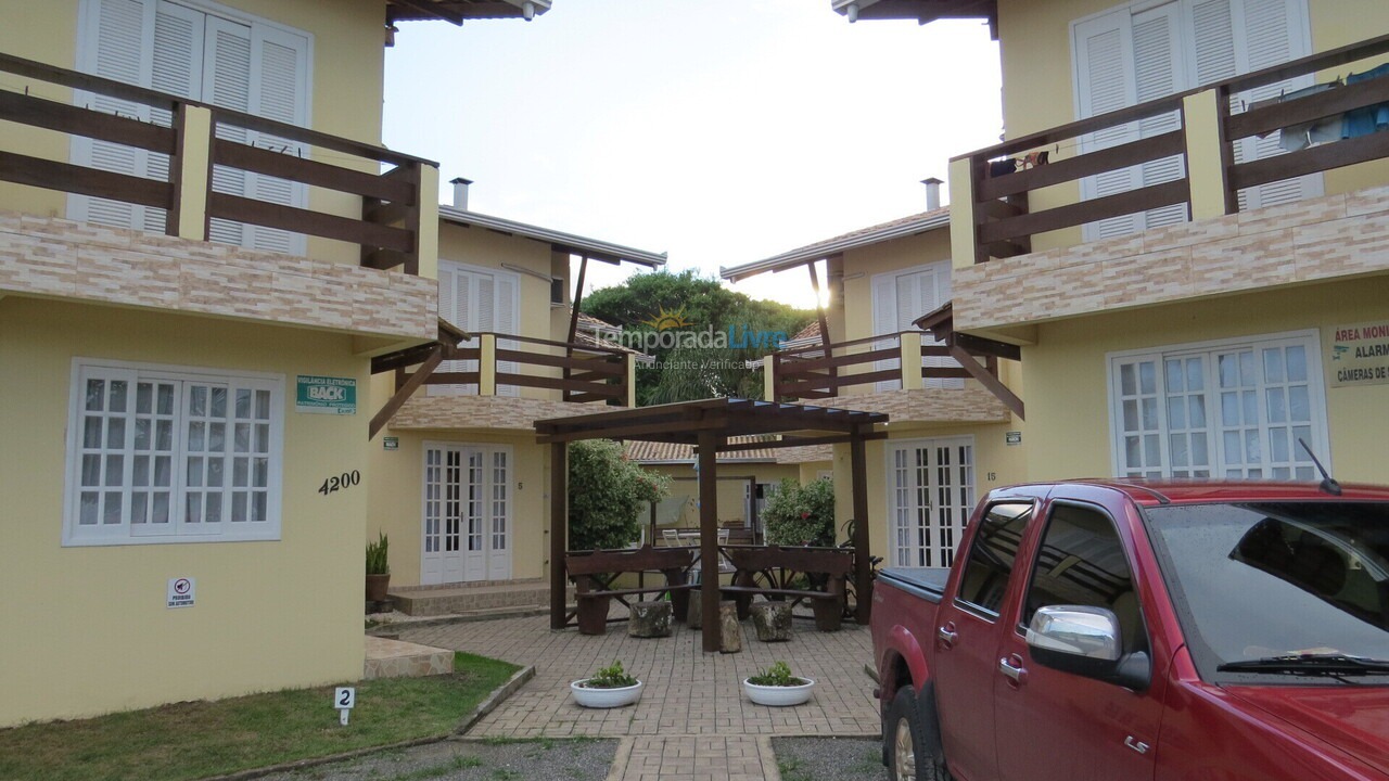 House for vacation rental in Itapoá (Balneário Imperador)