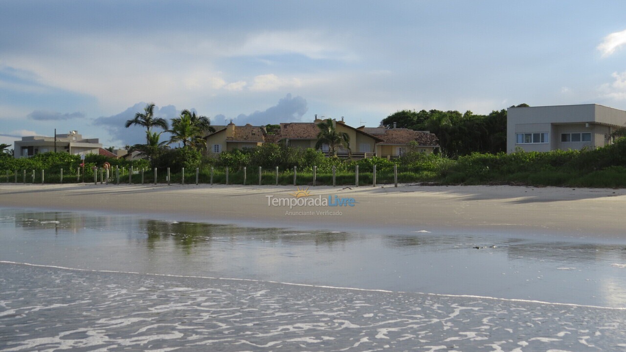 House for vacation rental in Itapoá (Balneário Imperador)
