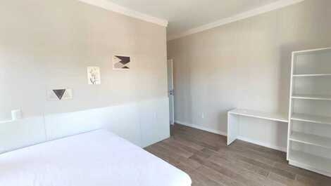 Casa próxima ao Calçadão praia Mariscal