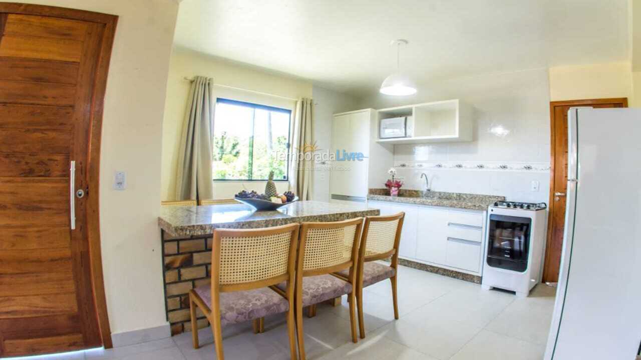 Casa para aluguel de temporada em Imbituba (Praia do Rosa)