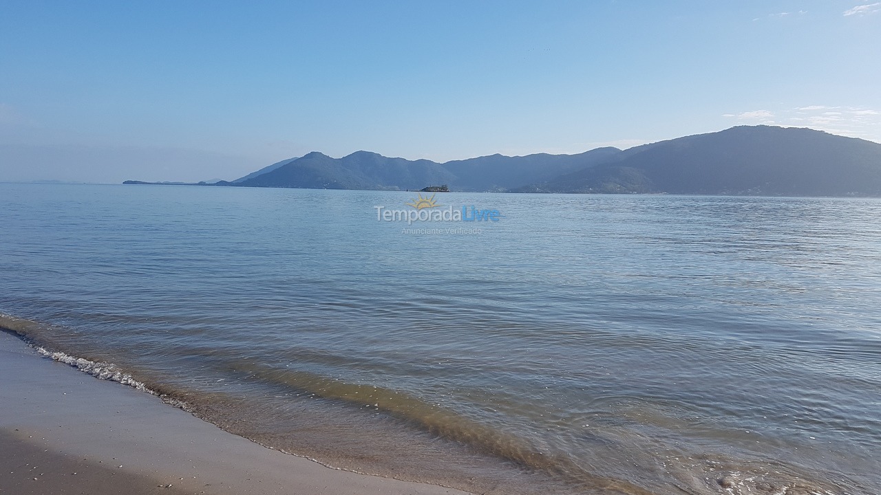 Casa para aluguel de temporada em Palhoça (Praia do Sonho)