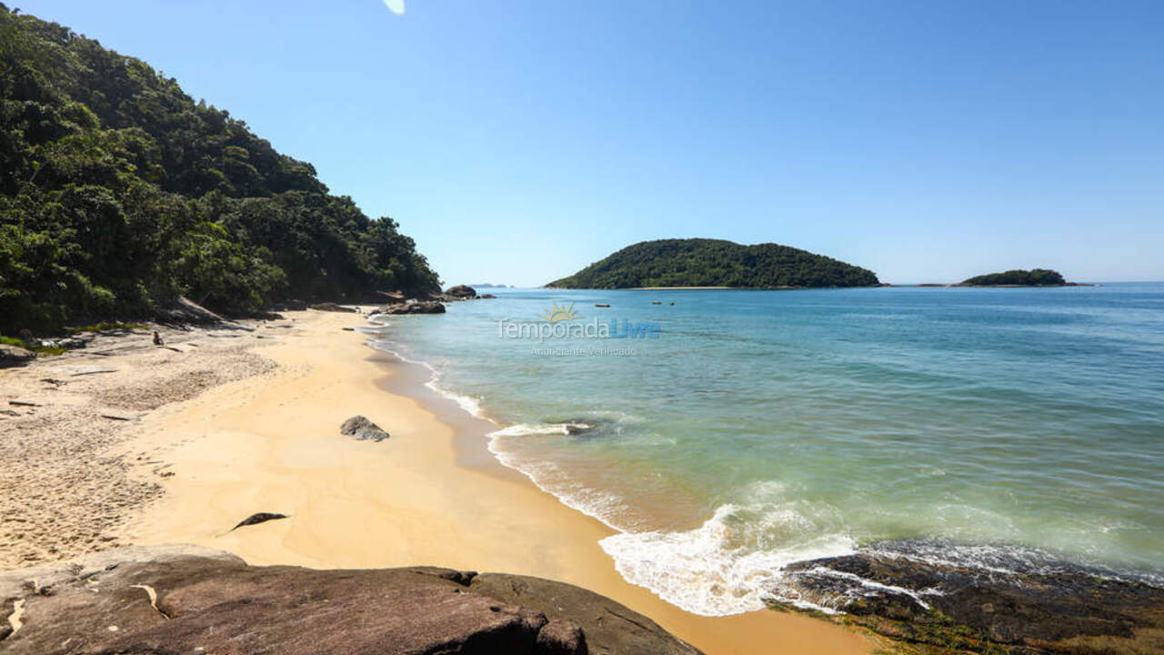 Casa para alquiler de vacaciones em Ubatuba (Praia Prumirim)