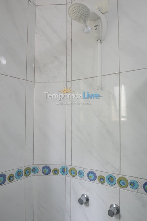 Apartamento para aluguel de temporada em Guaratuba (Praia Central)