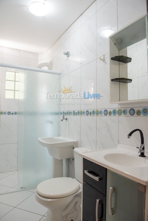 Apartamento para aluguel de temporada em Guaratuba (Praia Central)