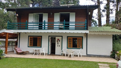Casa para alugar em Campos do Jordão - Capivari