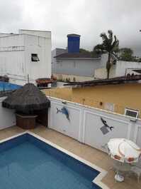 Beautiful house in Guarujá Cove with 5 suites and 100 meters from the sea