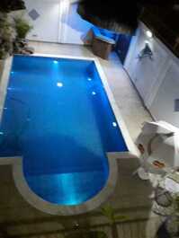 Beautiful house in Guarujá Cove with 5 suites and 100 meters from the sea