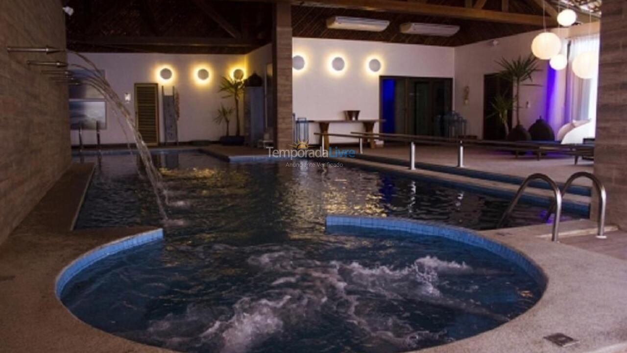 Apartamento para aluguel de temporada em Aquiraz (Porto das Dunas)