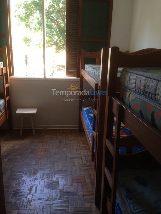 Apartamento para aluguel de temporada em Praia Grande (Praia do Caiçara)