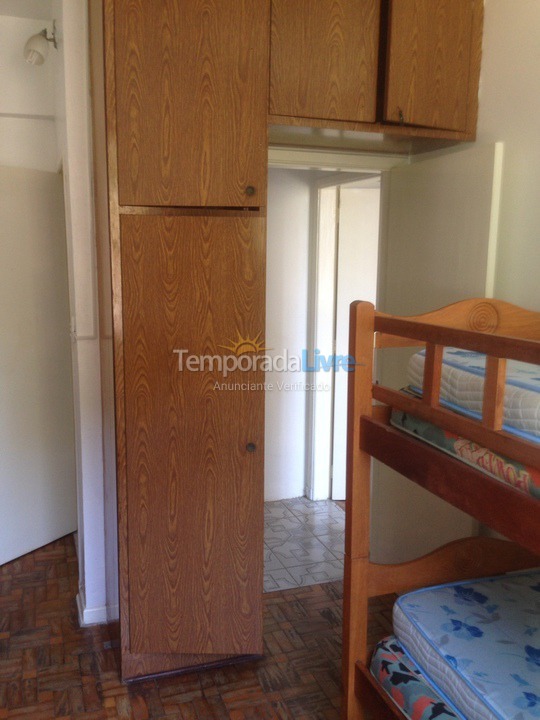 Apartamento para aluguel de temporada em Praia Grande (Praia do Caiçara)