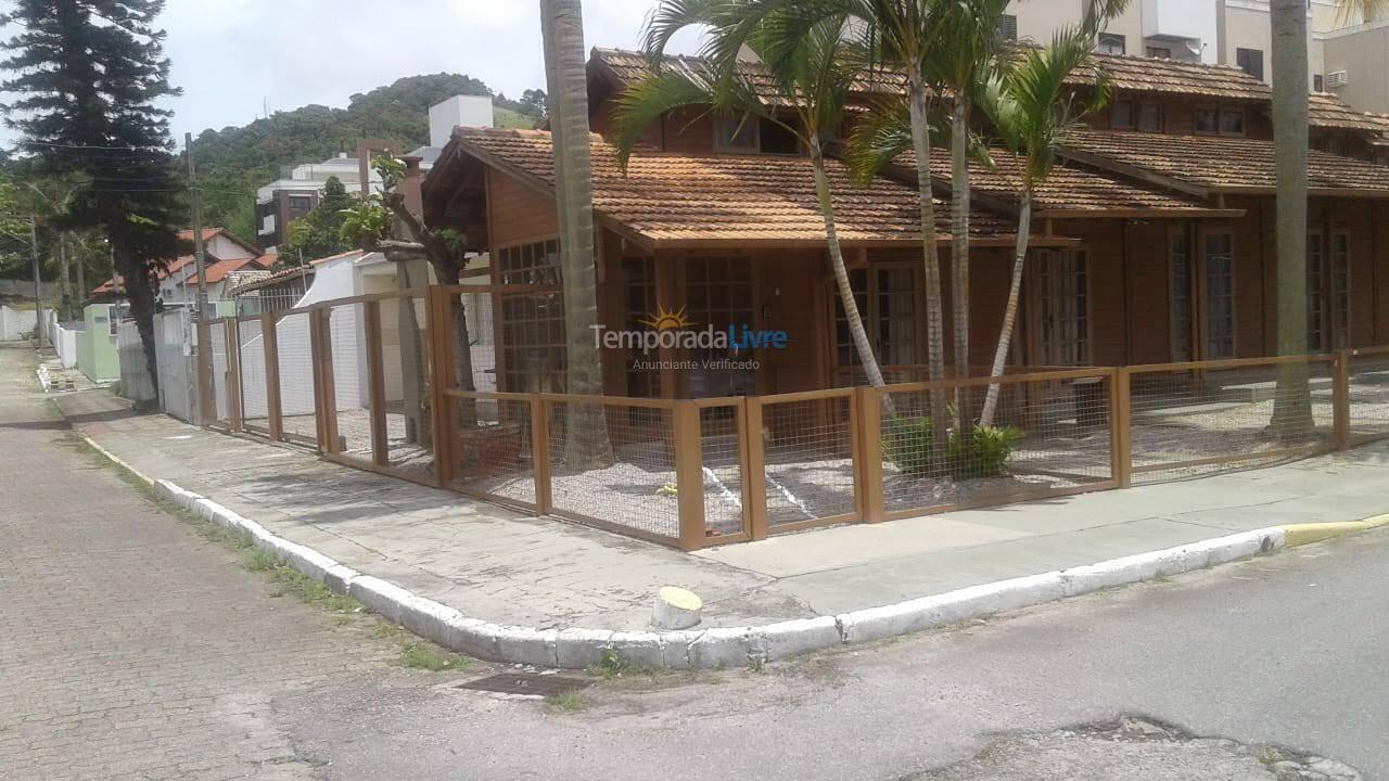 Casa para alquiler de vacaciones em Florianopolis (Canasvieiras)