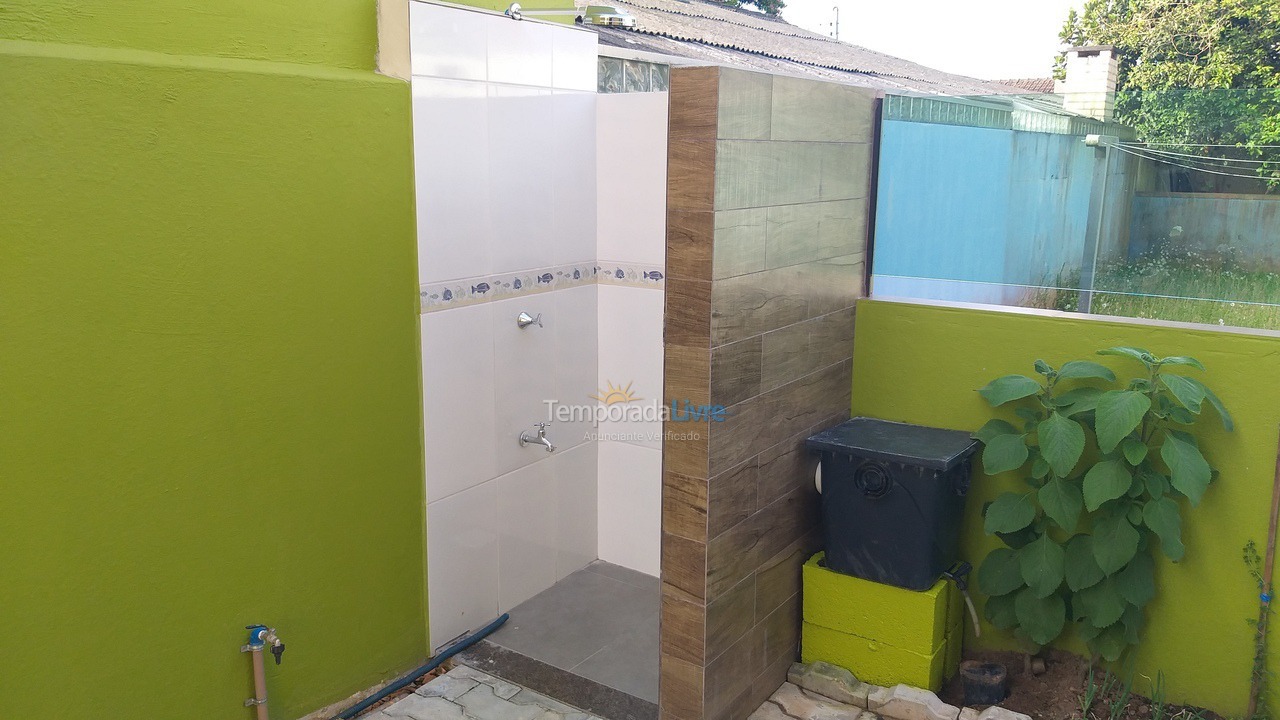 Casa para alquiler de vacaciones em Bombinhas (Praia de Bombas)