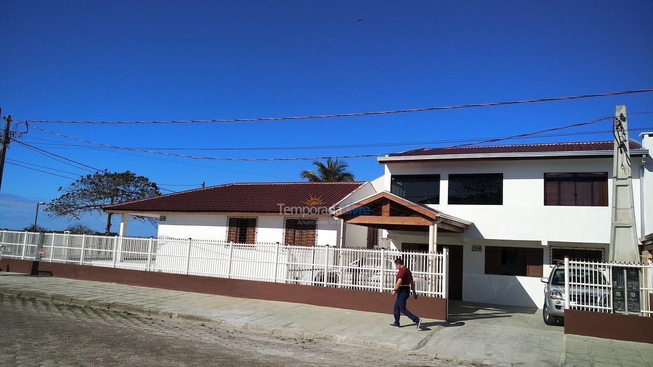 House for vacation rental in Pontal do Paraná (Praia de Leste)