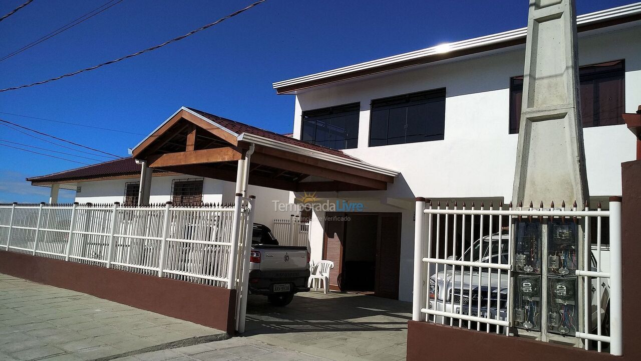 House for vacation rental in Pontal do Paraná (Praia de Leste)