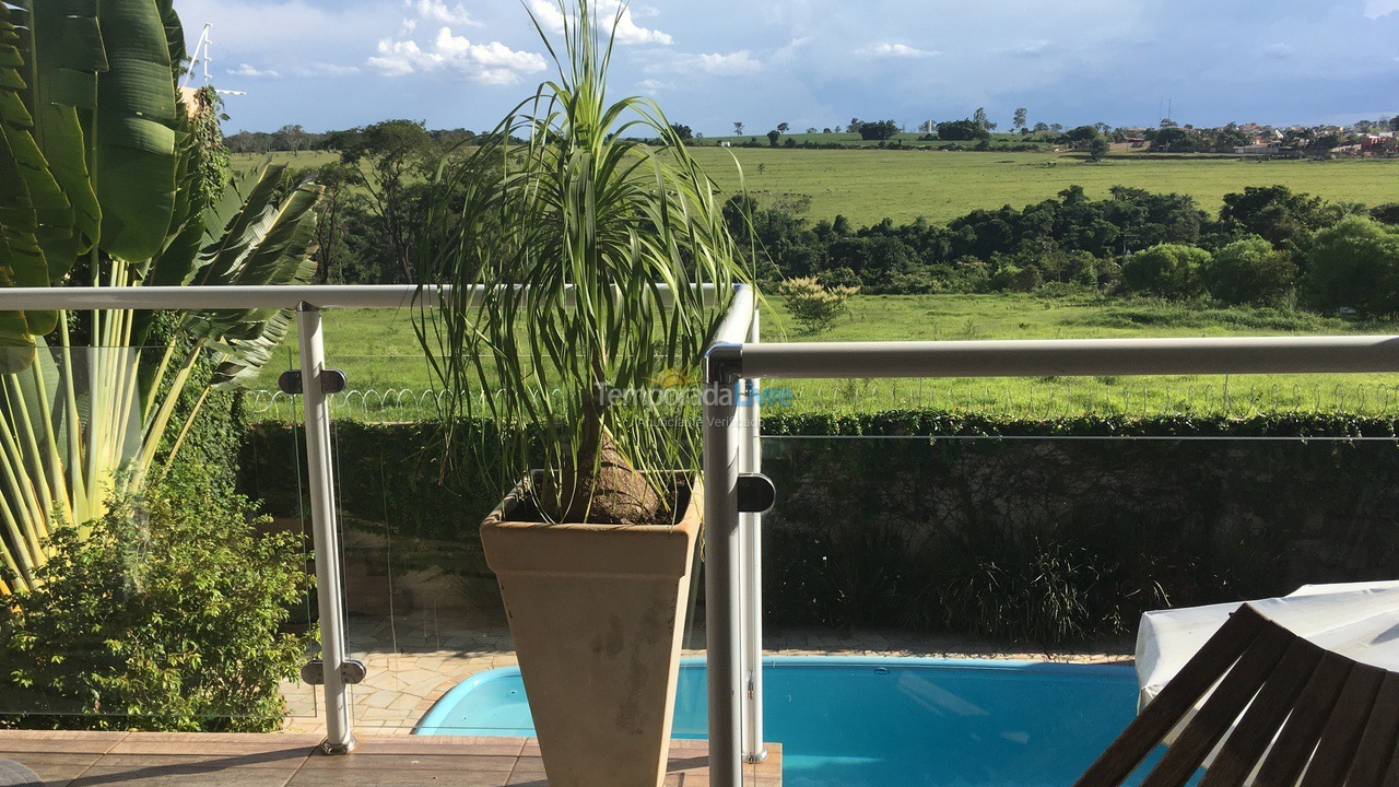 Casa para aluguel de temporada em Brotas (Caju)