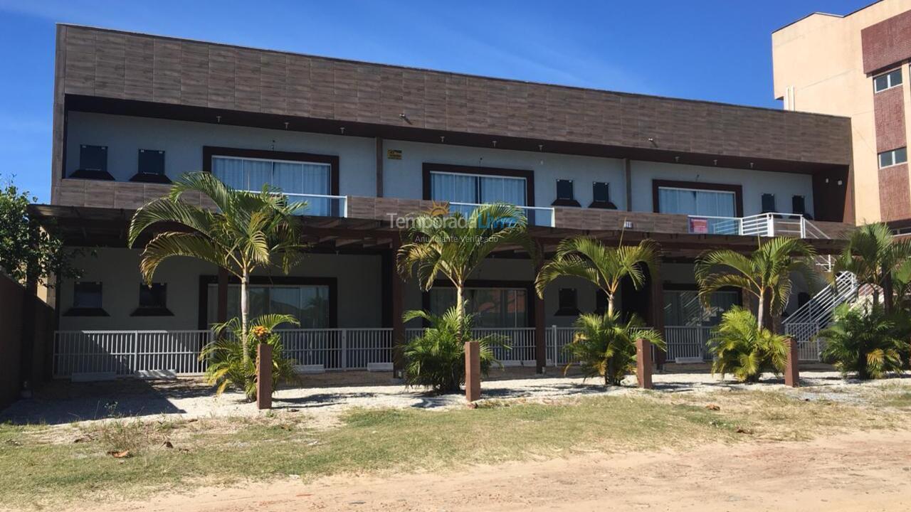 Apartamento para aluguel de temporada em Pontal do Paraná (Balneário Leblon)