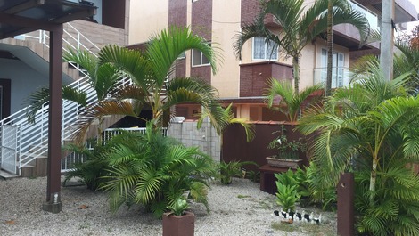 Apartamentos com vista para o mar e Wi-Fi