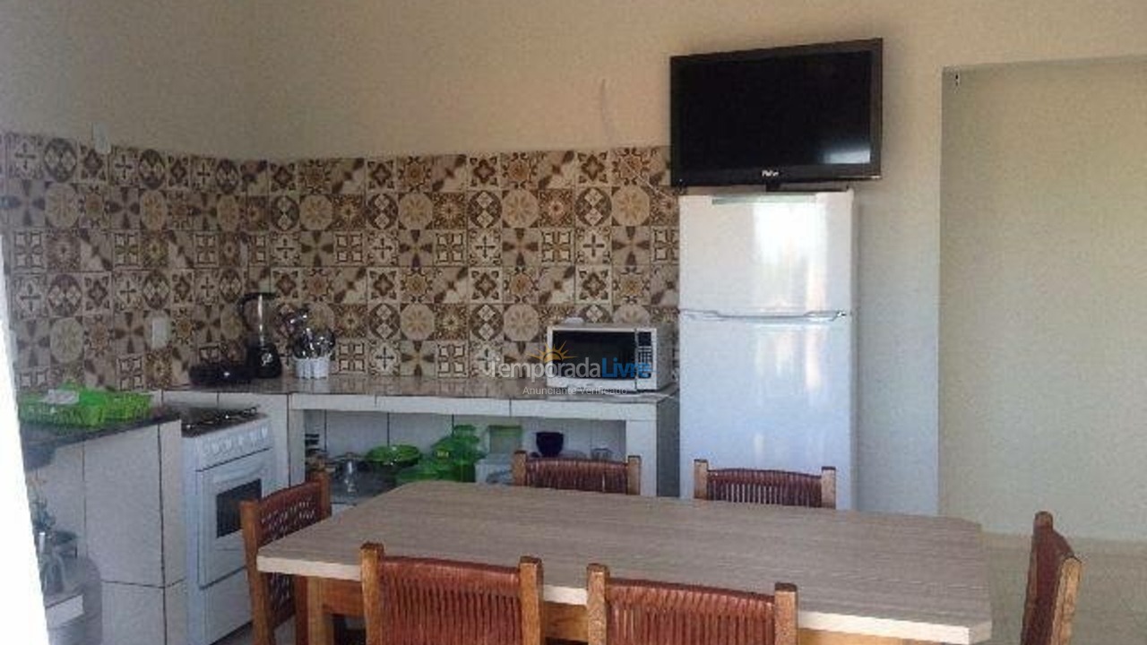 Apartamento para aluguel de temporada em Pontal do Paraná (Balneário Leblon)