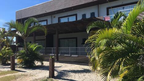 Apartamentos com vista para o mar e Wi-Fi