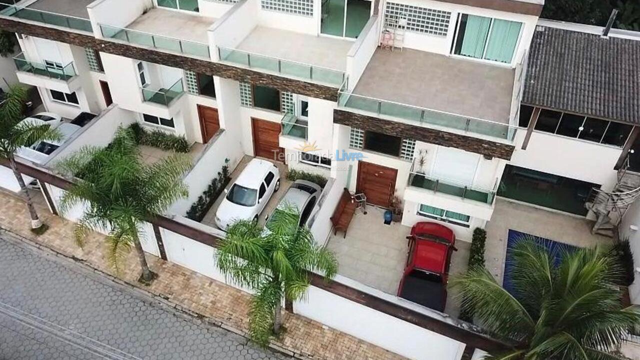 Casa para aluguel de temporada em São Sebastião (Juquehy)