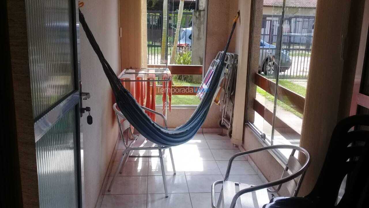 Apartamento para aluguel de temporada em Ubatuba (Maranduba)