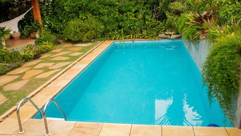 Piscina 4 mts X 8 mts