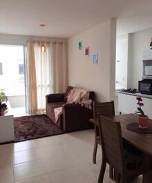 Canasvieiras new apt with swimming pool, 500mts from the sea, 5 min from Jurerê!