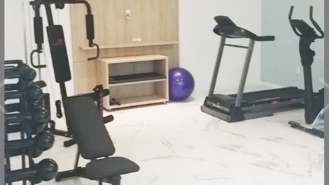 Canasvieiras new apt with swimming pool, 500mts from the sea, 5 min from Jurerê!