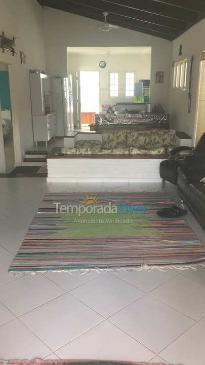 Casa para alquiler de vacaciones em Ubatuba (Praia das Toninhas)