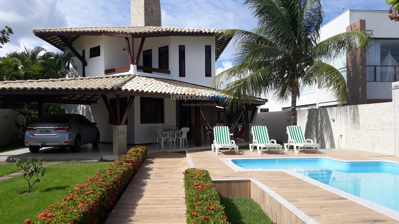 Casa para aluguel de temporada em Camaçari (Praia de Guarajuba)