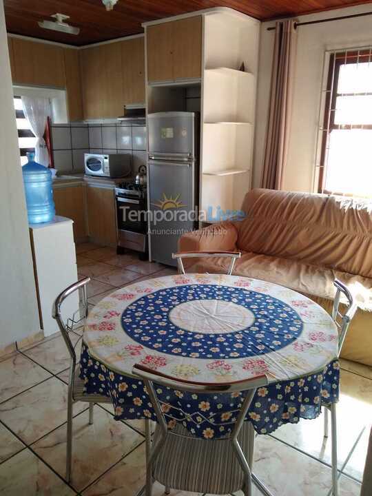 Casa para aluguel de temporada em Florianópolis (Lagoinha)