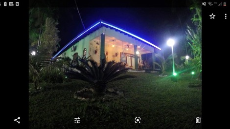 Vista noturna da Casa