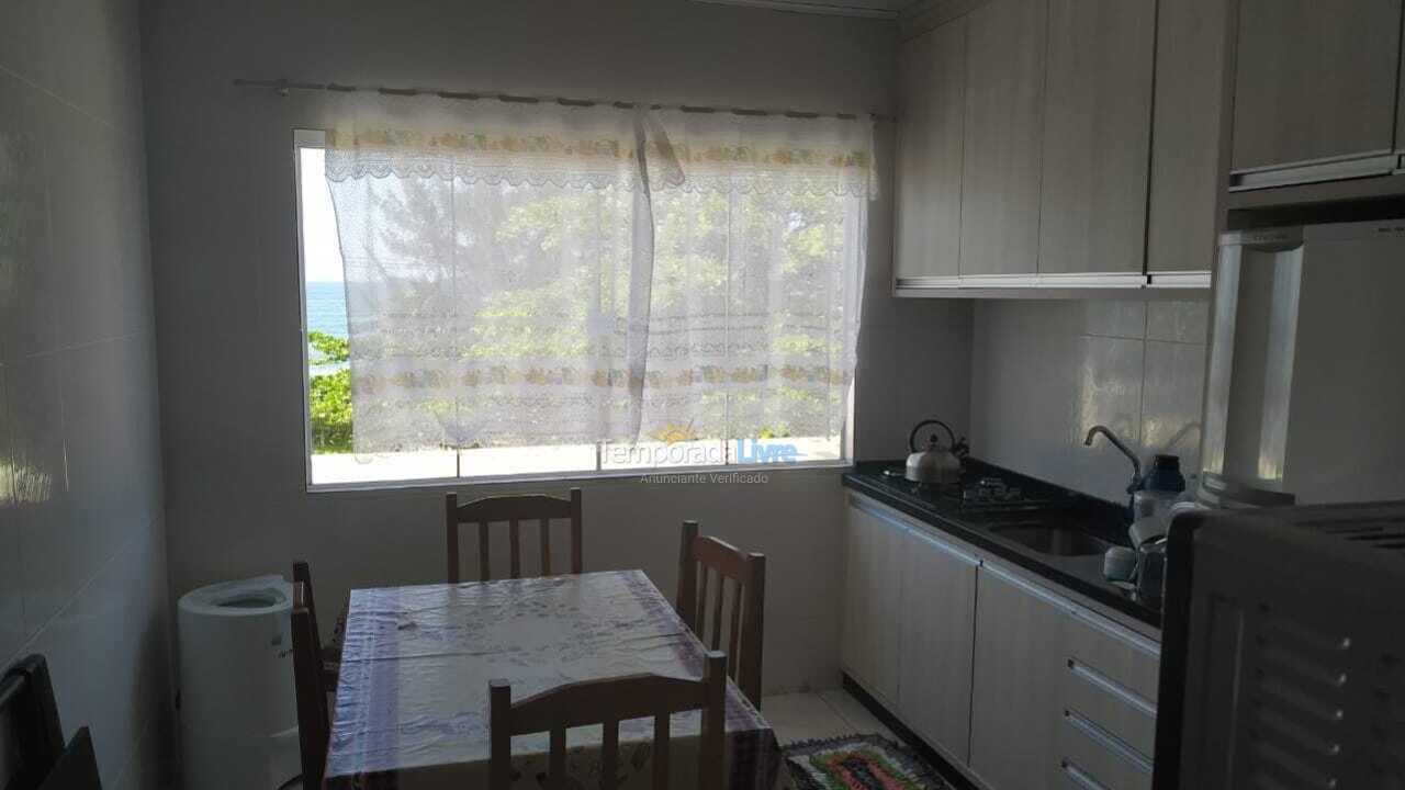 Apartamento para aluguel de temporada em São Francisco do Sul (Enseada)