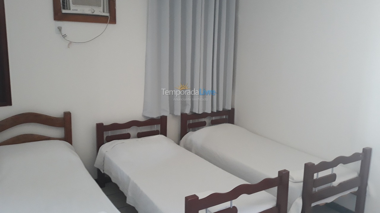 Casa para aluguel de temporada em Camaçari (Praia de Guarajuba)