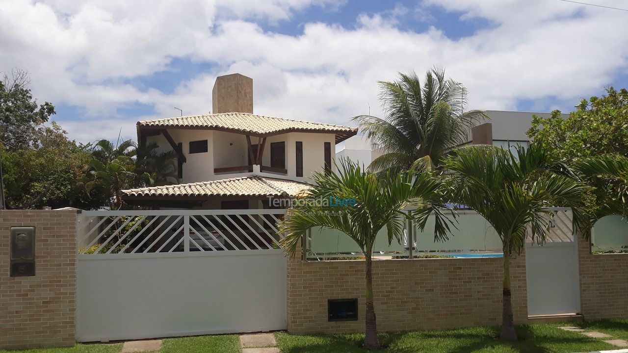 Casa para aluguel de temporada em Camaçari (Praia de Guarajuba)