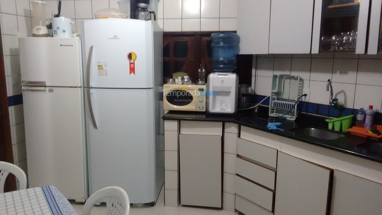 Casa para aluguel de temporada em Camaçari (Praia de Guarajuba)