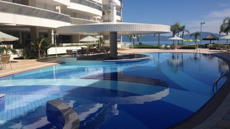 FRENTE TOTAL PARA O MAR