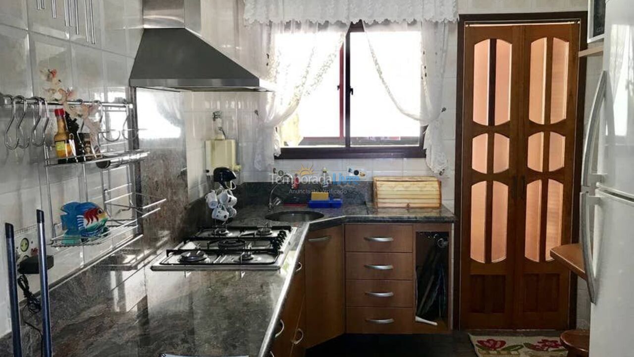 Apartment for vacation rental in Caraguatatuba (Martim de Sá)