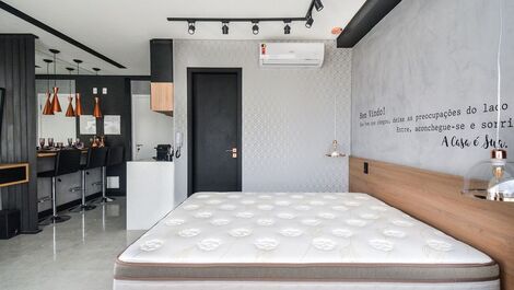 Bela Vista Cinema Studio With Garage