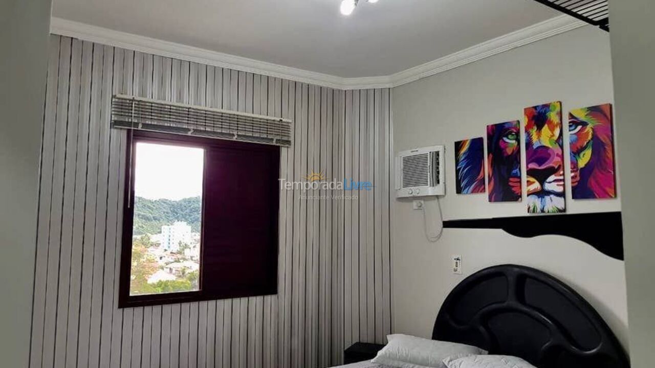 Apartment for vacation rental in Caraguatatuba (Martim de Sá)