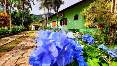 SITIO EM UBATUBA COM PISCINA E LAGO P/PESCAR