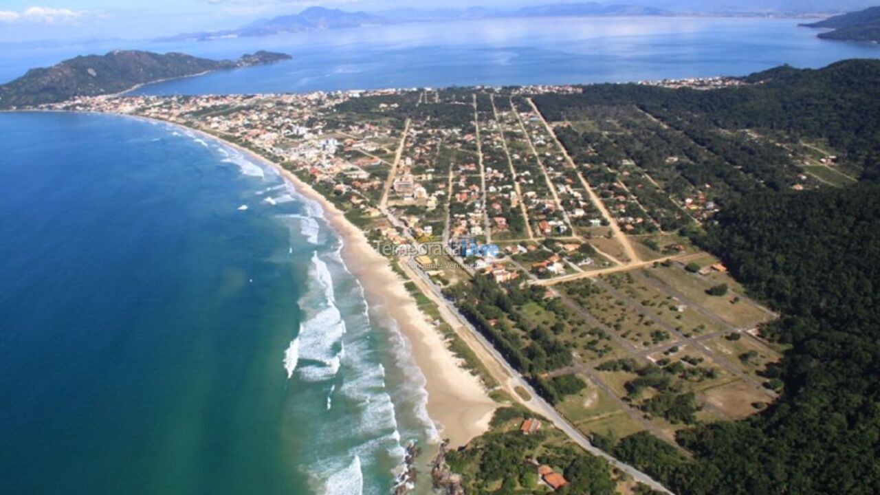 Casa para aluguel de temporada em Bombinhas (Mariscal)