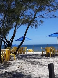 Casa tipo cabaña cerca de la playa y la laguna en Arraial do Cabo