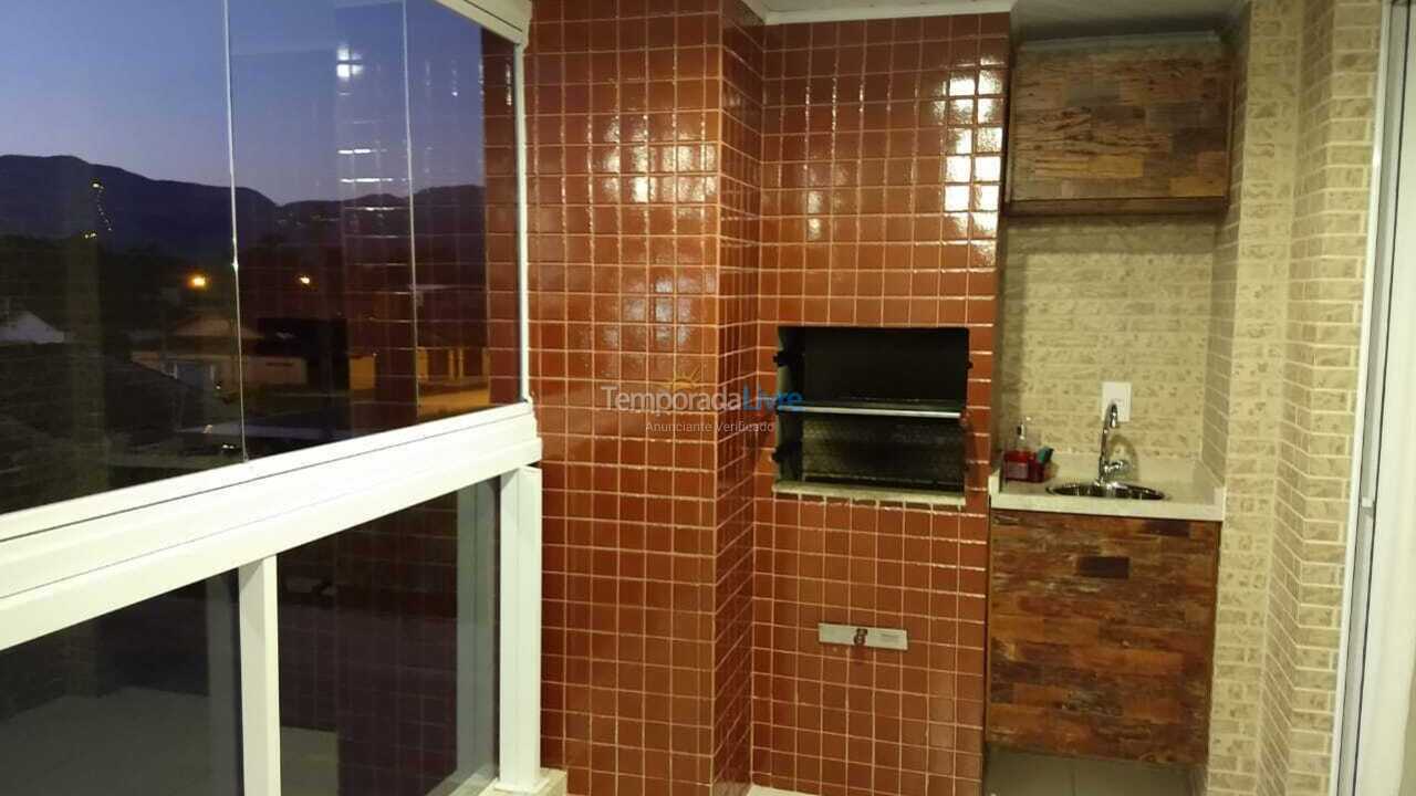 Apartamento para aluguel de temporada em Bertioga (Praia do Indaiá)
