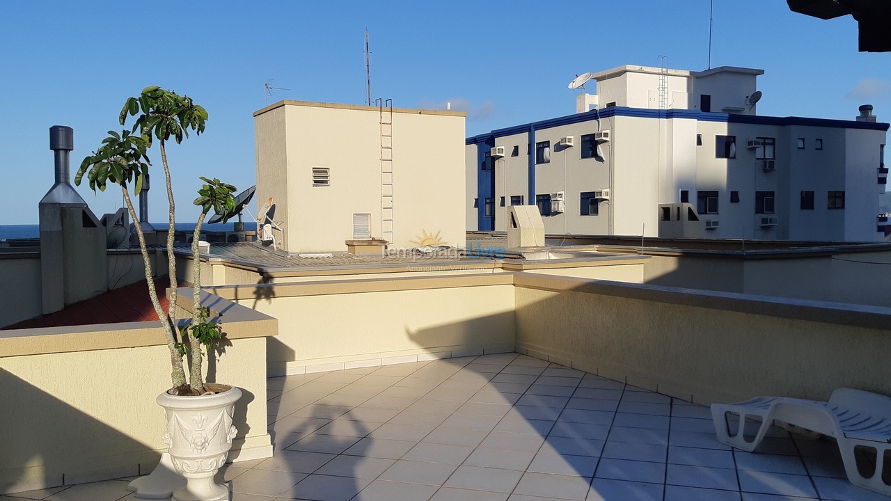 Apartment for vacation rental in Itapema (Meia Praia)