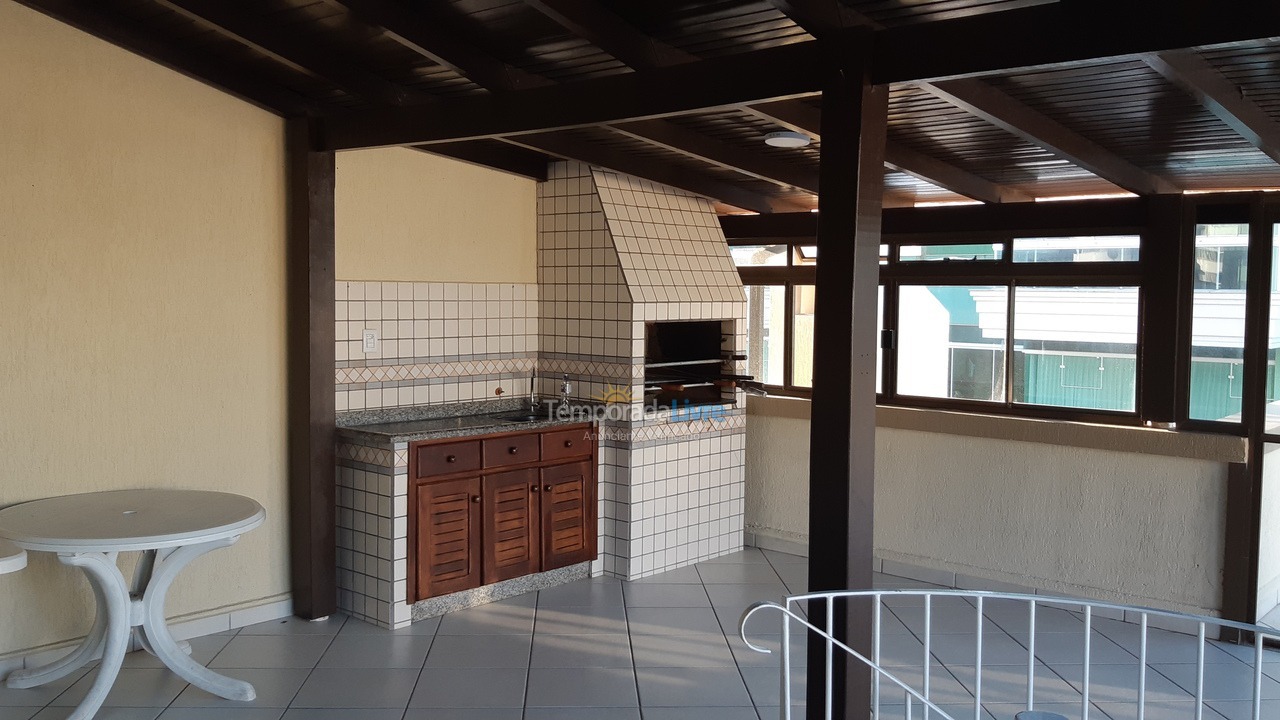 Apartment for vacation rental in Itapema (Meia Praia)