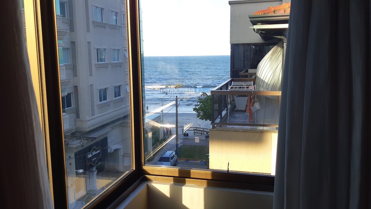 Apartment for vacation rental in Itapema (Meia Praia)