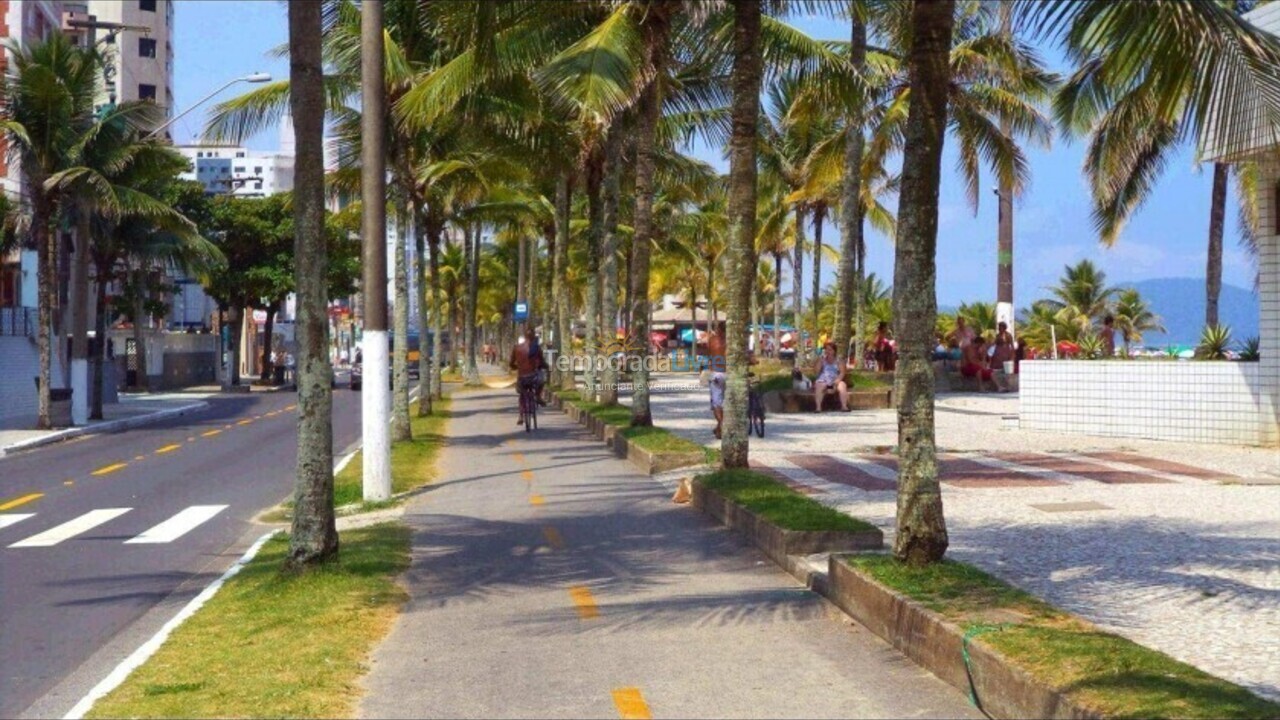 Apartment for vacation rental in Praia Grande (Vila Tupi)